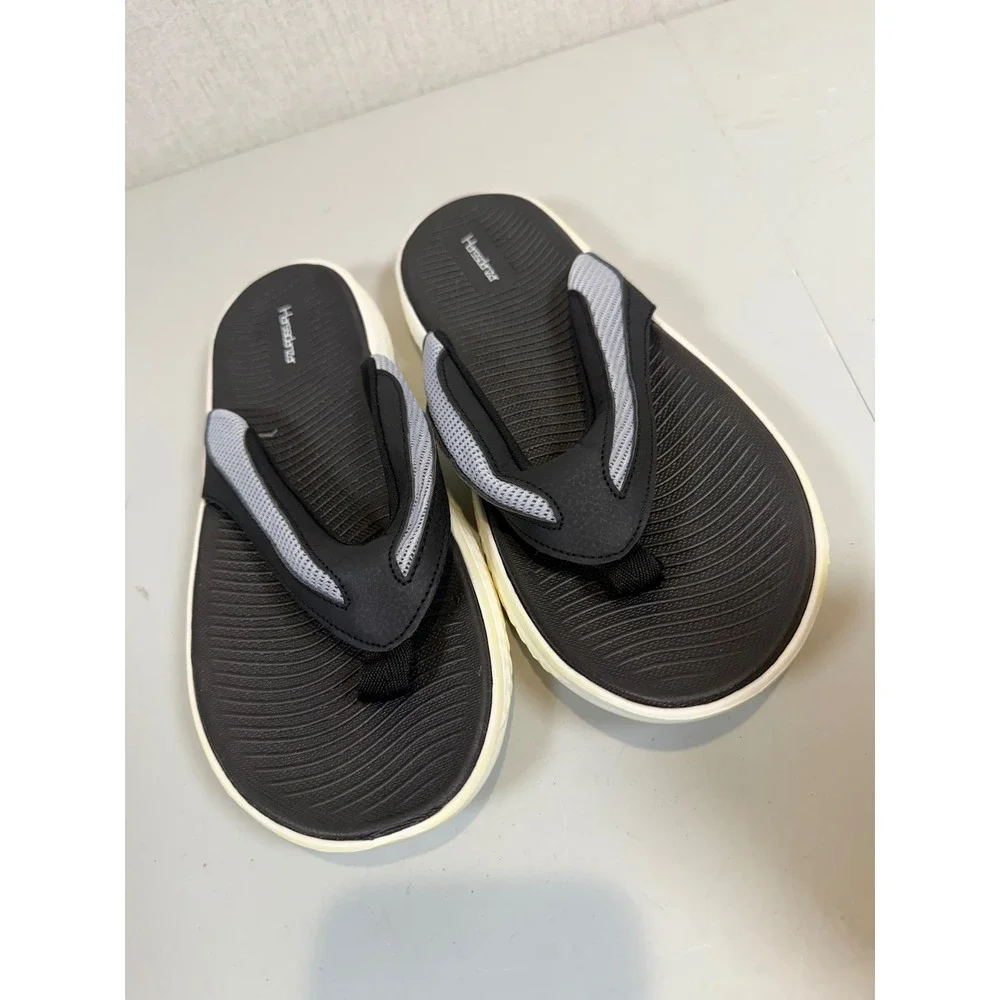 Harssdanzar men flip flop breathable mesh straps, and lightweight EVA soles sz 9